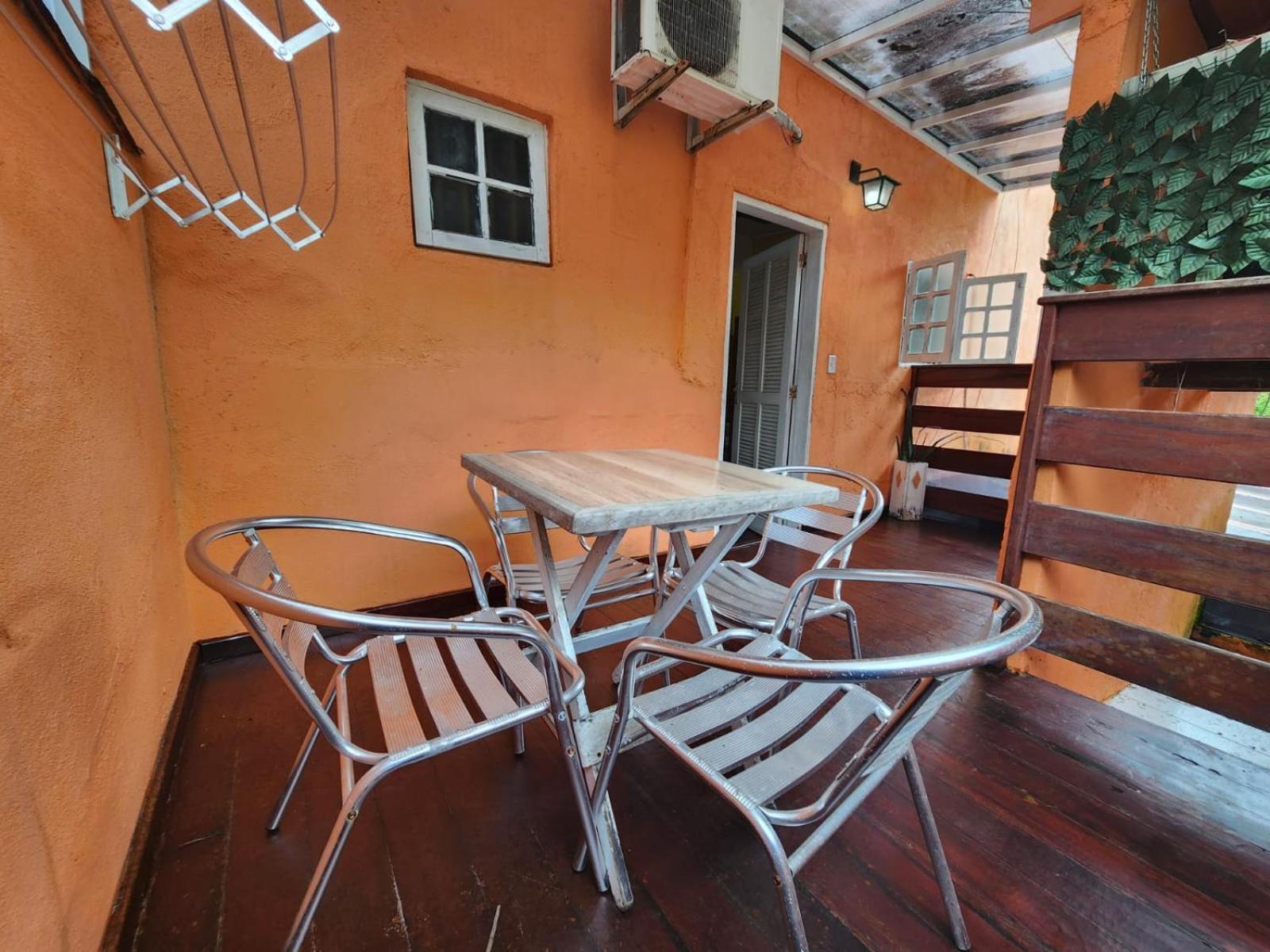 Family Room,1634433275:JPEG